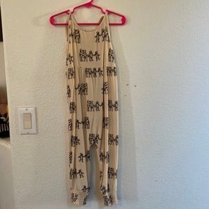 Kate Quinn romper. 3T. Like new.  No stains